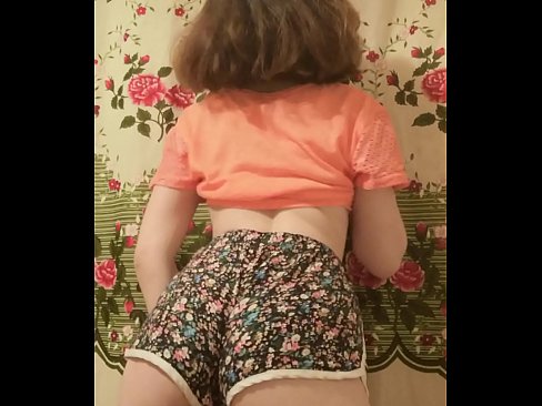 ❤️ 섹시한 젊은 아기 스트립 떨어져서 그녀의 반바지 에 카메라 포르노 vk 포르노에서 ko.tubsexer-porn.ru